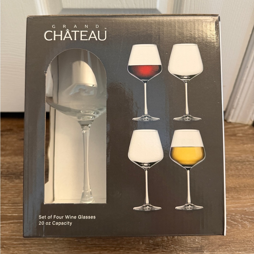 Grand Château Restaurant Grade Wine Glasses Set of 4, 20 Oz Capacity, NIB